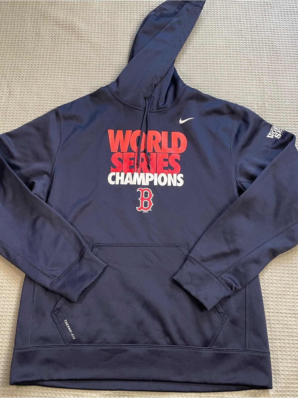 Nike MLB Boston Red Sox Hoodie Sweatshirt Large Men’s Adult Therma-Fit Athletic